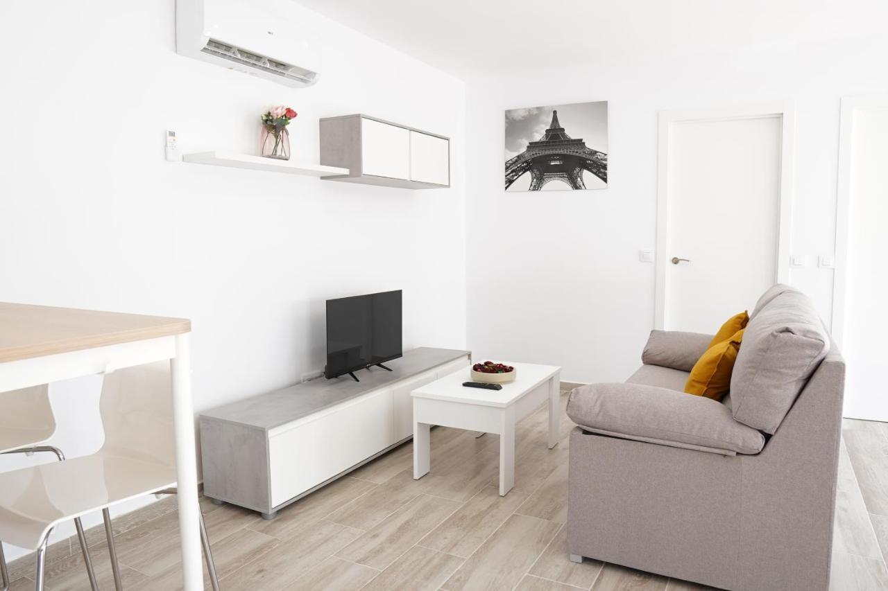 Apartamentos Turisticos San Miguel Arcangel, S.L. Сан Роке Екстериор снимка