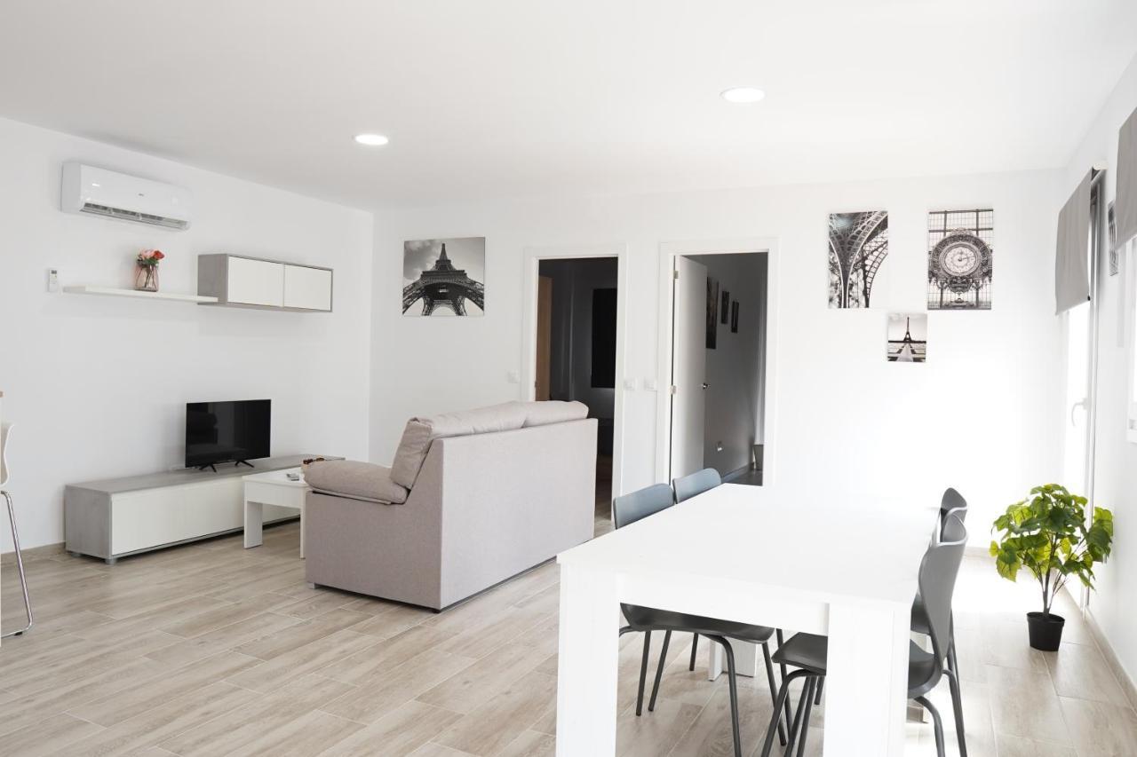 Apartamentos Turisticos San Miguel Arcangel, S.L. Сан Роке Екстериор снимка